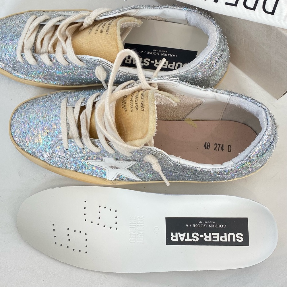 Golden Goose Iridescent Low top Superstar Silver Holographic Sneaker - Picture 9 of 9